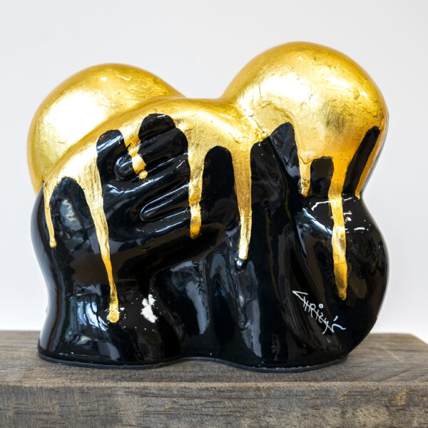 Sculpture Friendship