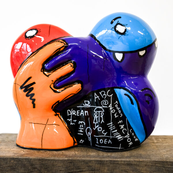 Friendship sculpture